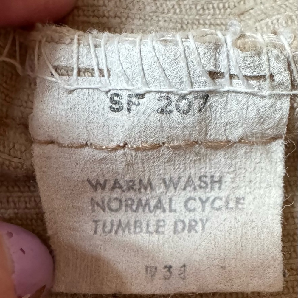 Vintage Levi’s White Tab 70’s SF 207 High Waisted Corduroy Pocket Shorts - Picture 4 of 6